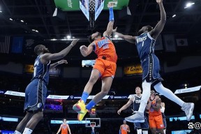 出色发挥引爆全场！，西亚卡姆意外战胜切尔西上演精彩一战-爱游戏体育